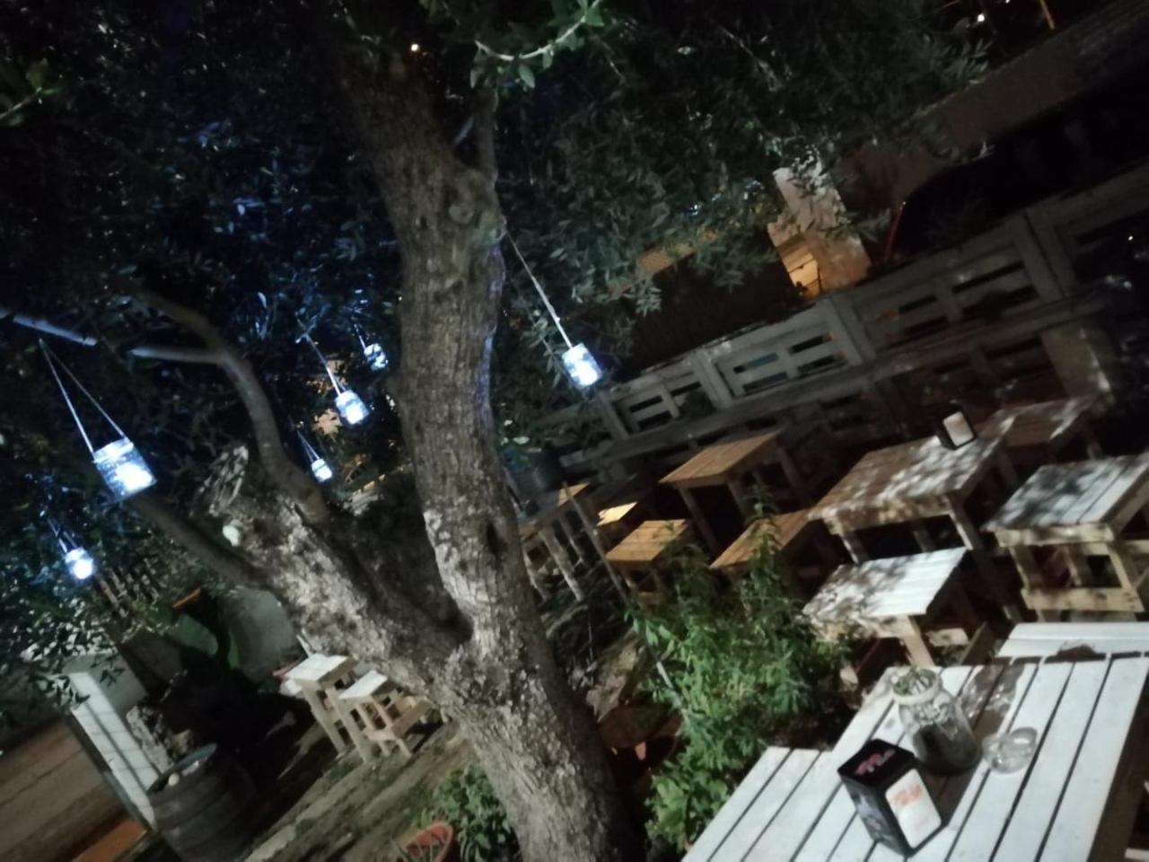 Sosta Camper La Specchia Otel San Pietro in Bevagna Dış mekan fotoğraf